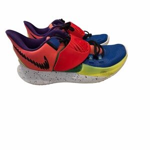 Nike Kyrie Low 3 'NY vs. NY' (model CJ1286-800).  Men’s 5.5